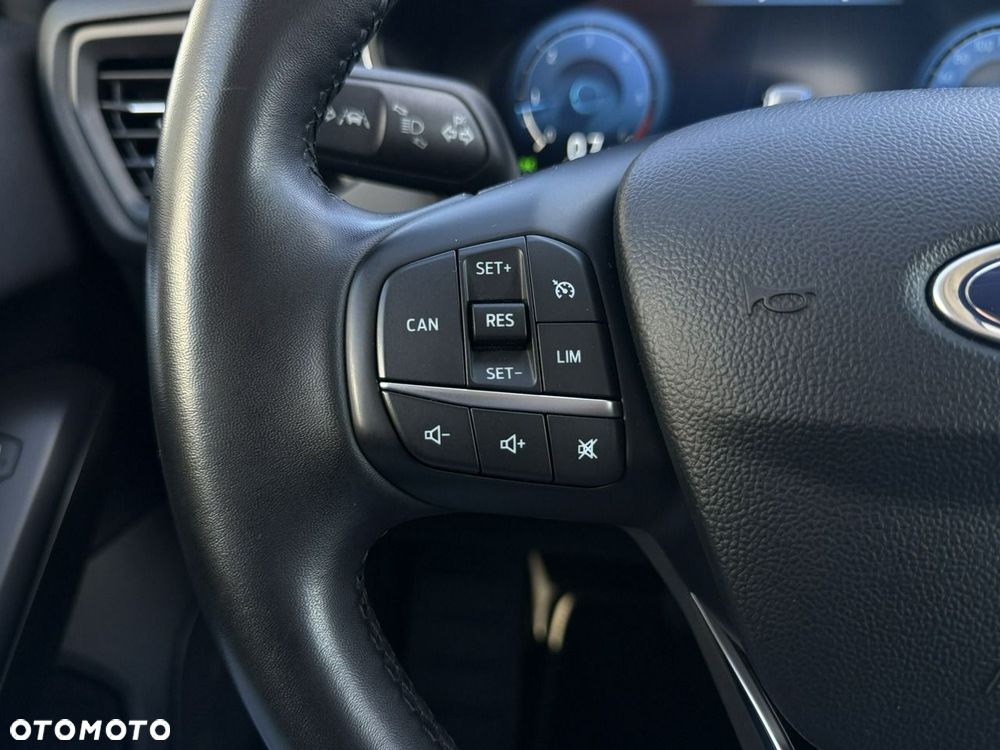 Ford Focus 1.5 EcoBlue STart-Stopp-System TITANIUM X - 18