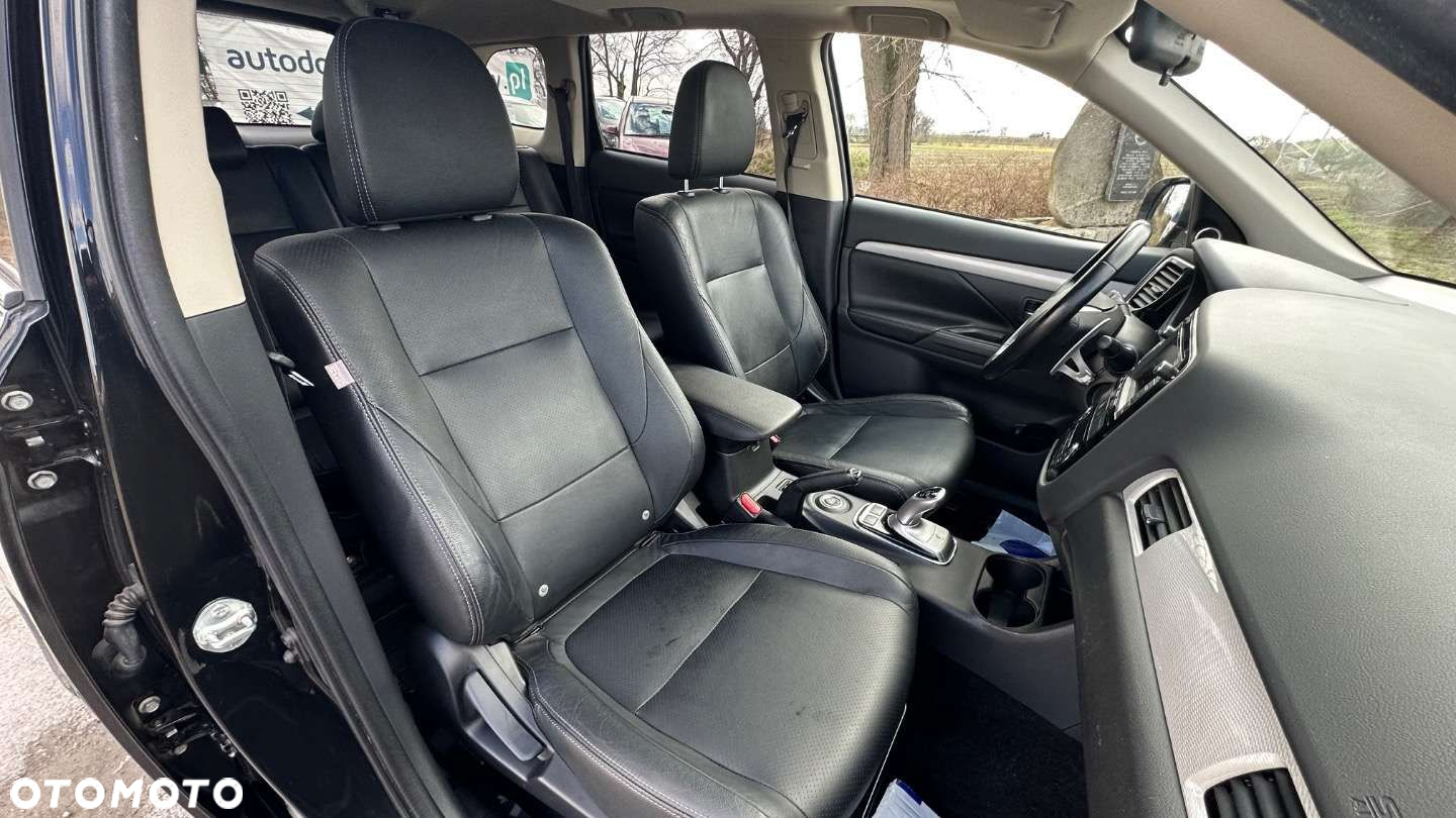 Mitsubishi Outlander - 39