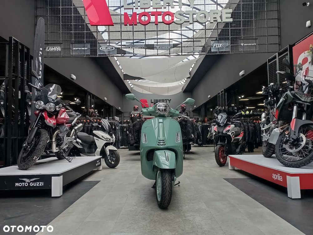 Vespa GTS - 2