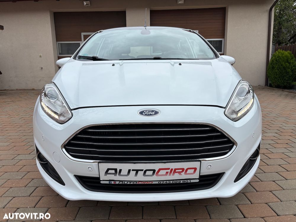Ford Fiesta 1.6 TDCi DPF Titanium - 11