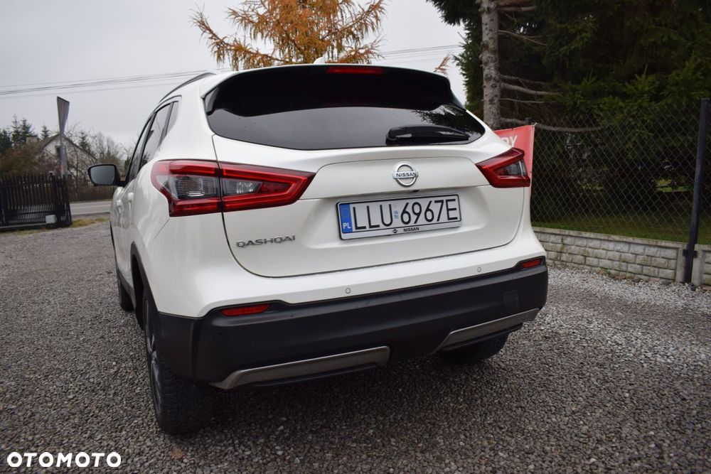 Nissan Qashqai 1.3 DIG-T TEKNA - 3
