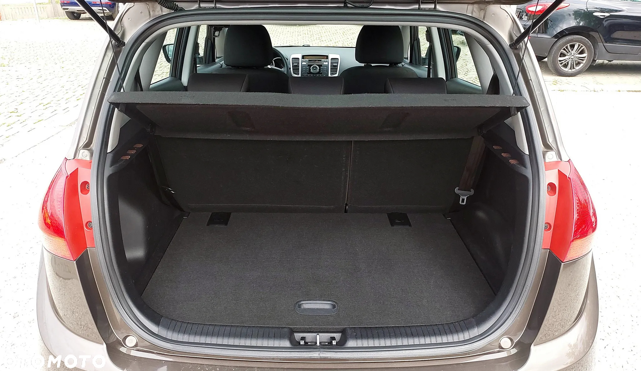 Kia Venga 1.4 CVVT Dream Team Edition - 7