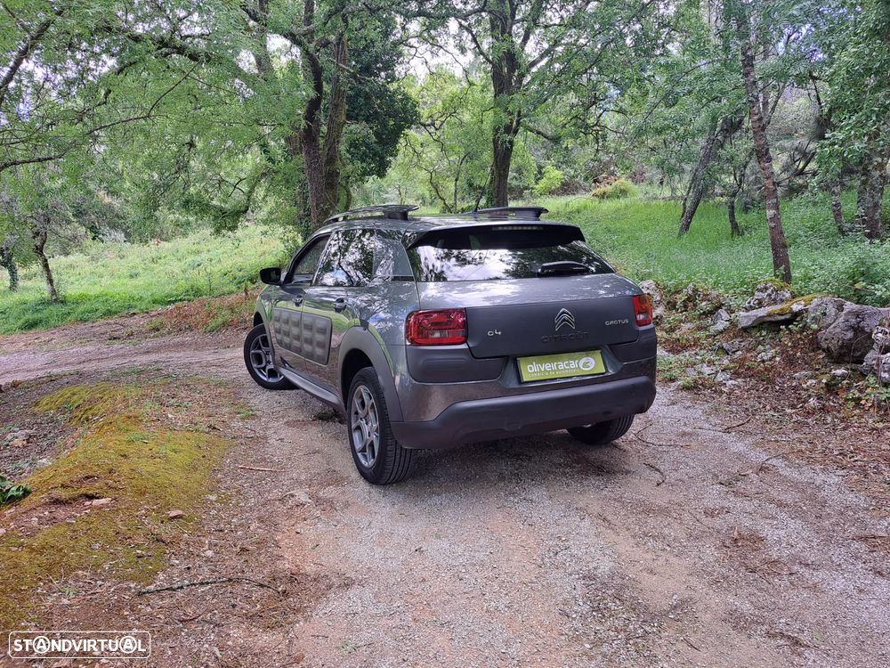 Citroën C4 Cactus 1.6 BlueHDi Feel J17 - 26