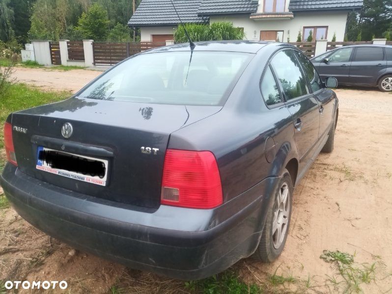 Volkswagen Passat - 3