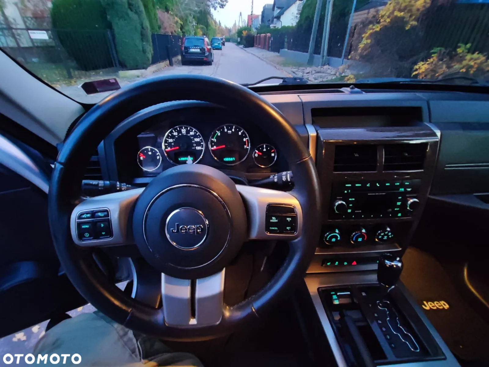 Jeep Liberty - 11