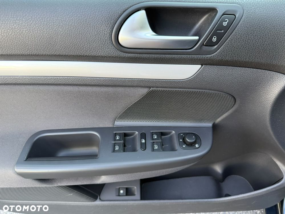 Volkswagen Golf 1.6 United - 10