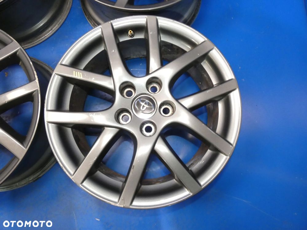 TOYOTA VERSO AVENSIS FELGI ALUMINIOWE 17'' R17 5X114.3 KOMPLET - 5