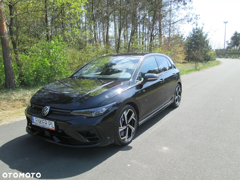 Volkswagen Golf - 6