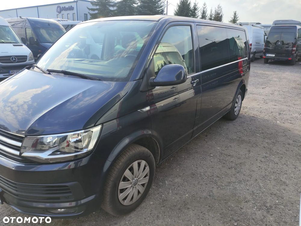 Volkswagen Caravelle - 2