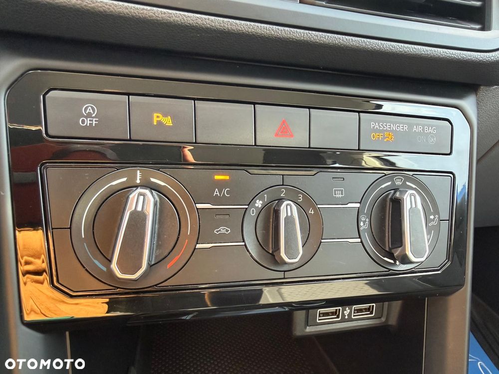 Volkswagen T-Cross 1.0 TSI OPF ACTIVE - 24