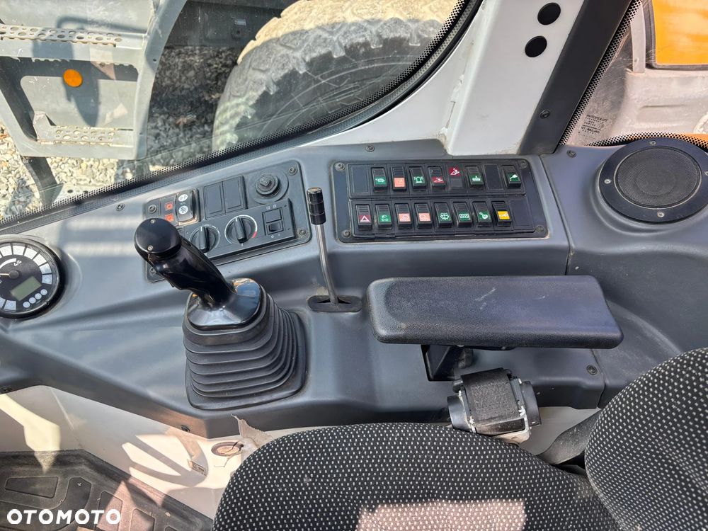Liebherr L 508 Compact - 19
