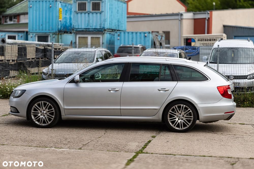 Skoda Superb 2.0 TDI Elegance - 3