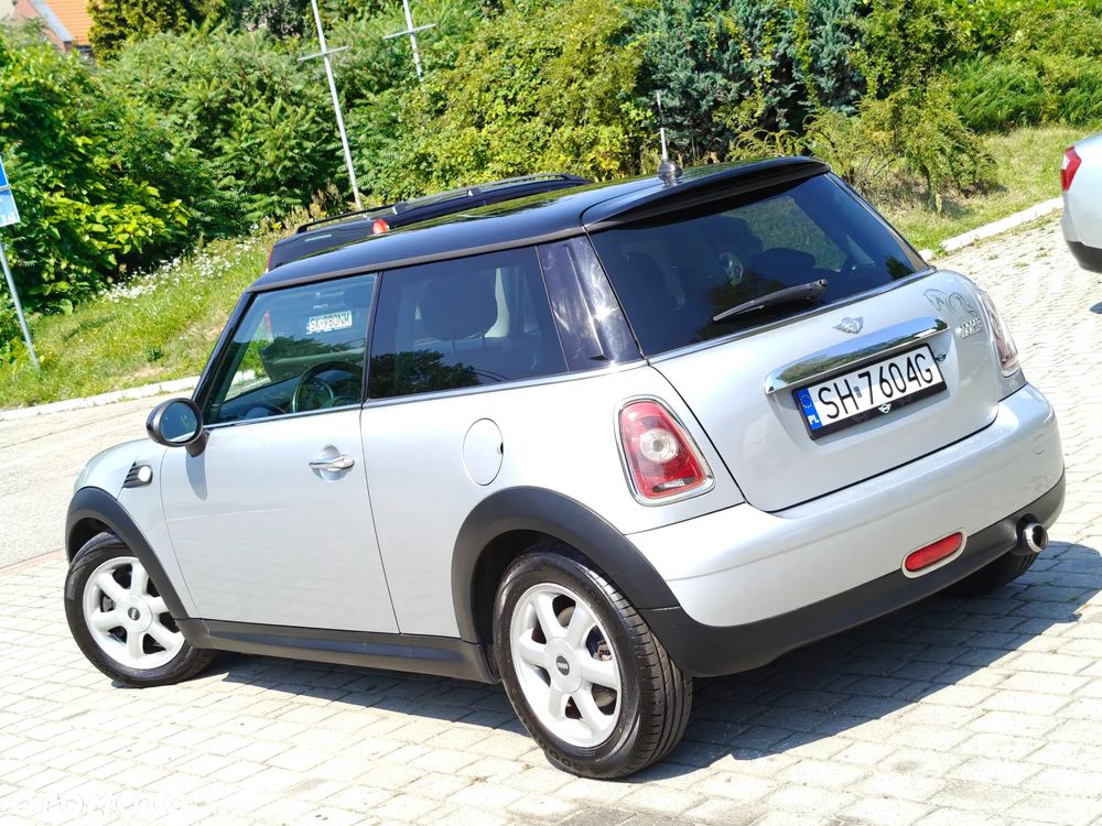 MINI Cooper 50 Mayfair - 4