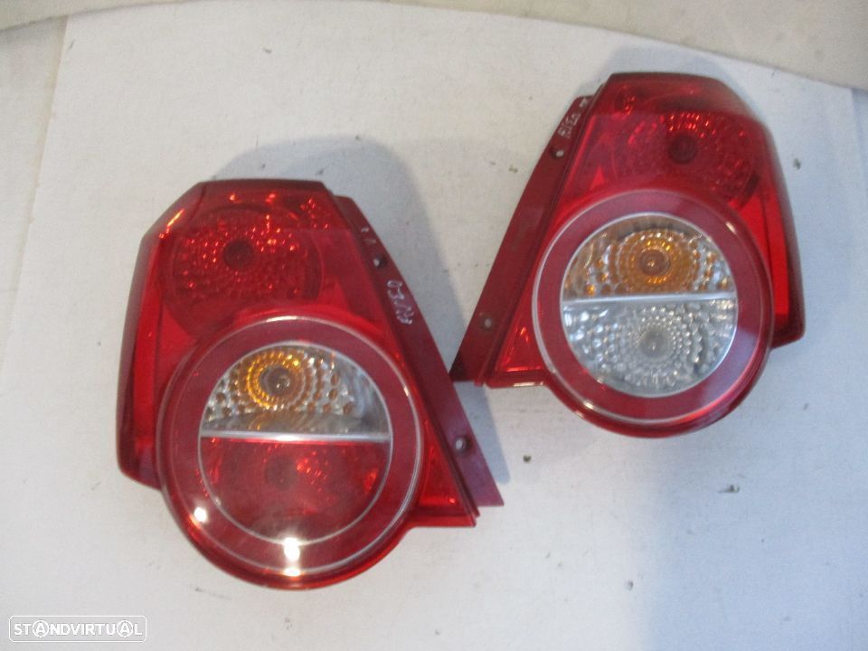 Farol Farolim Chevrolet Aveo - 1