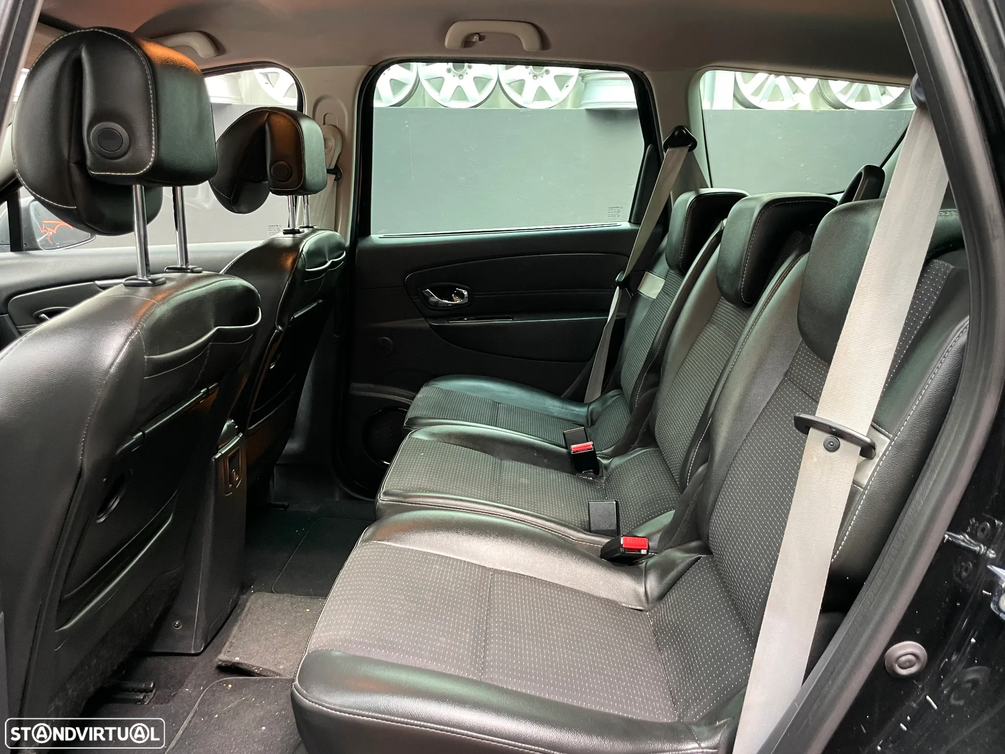 Renault Grand Scénic 1.5 dCi Bose Edition SS - 6