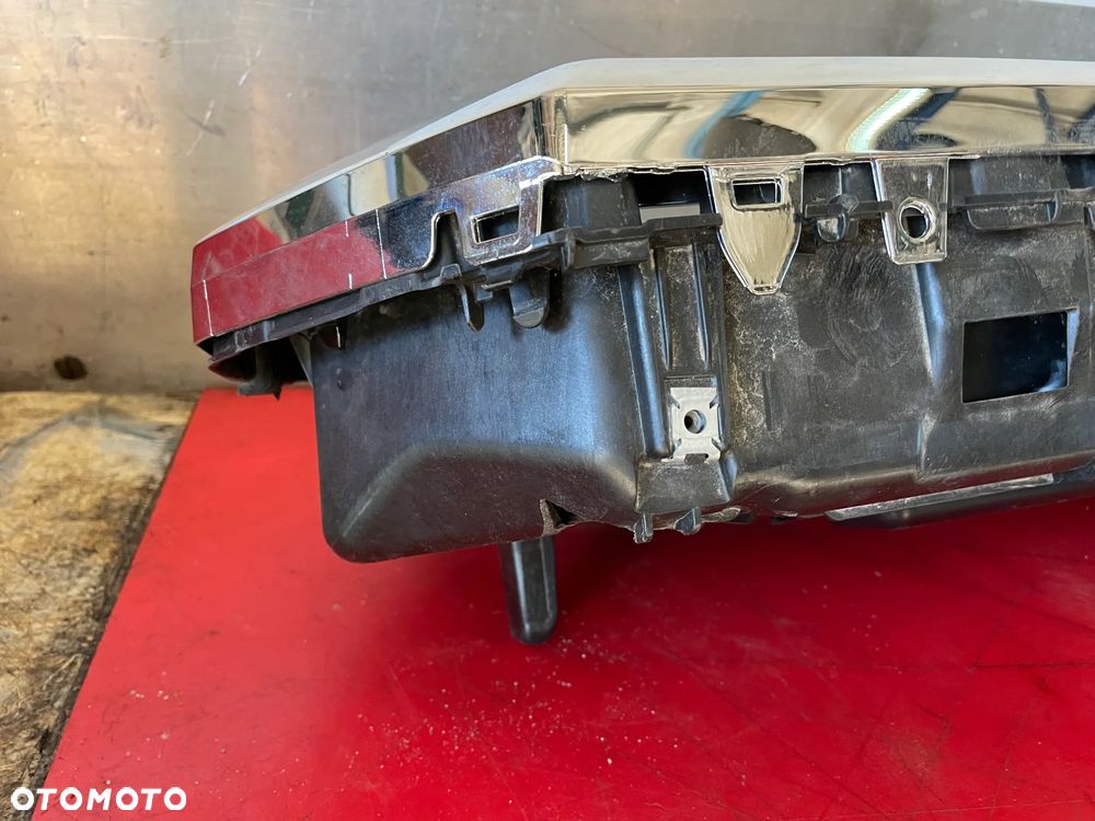 SKODA ENYAQ BEZ LED  GRILL ATRAPA ZDERZAKA - 7