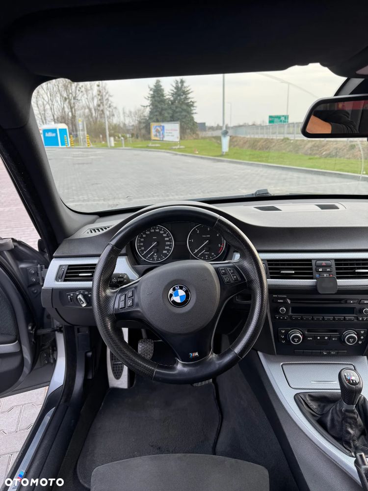 BMW Seria 3 320d xDrive DPF Edition Fleet Sport - 13