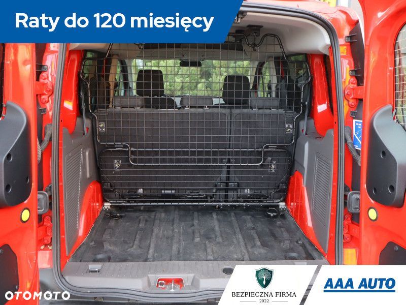 Ford Transit Connect - 16