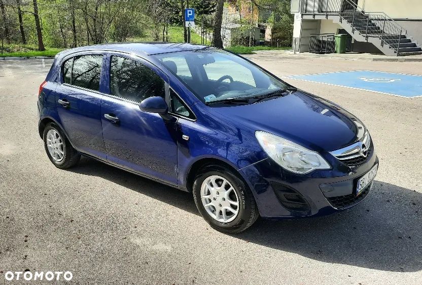 Opel Corsa 1.2 16V Essentia - 4