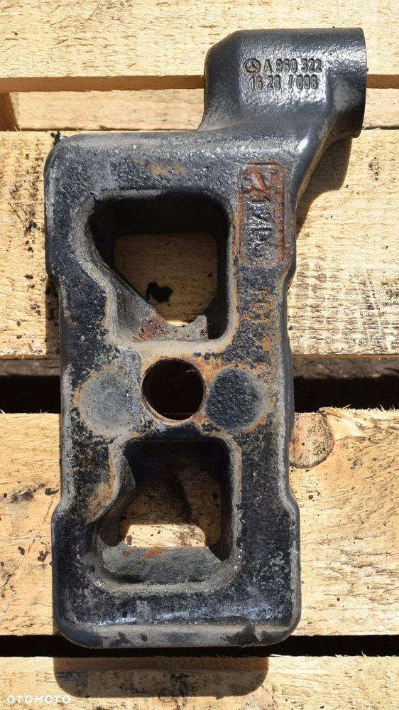PRZEKŁADKA POD RESOR MERCEDES ACTROS MP4 - 1