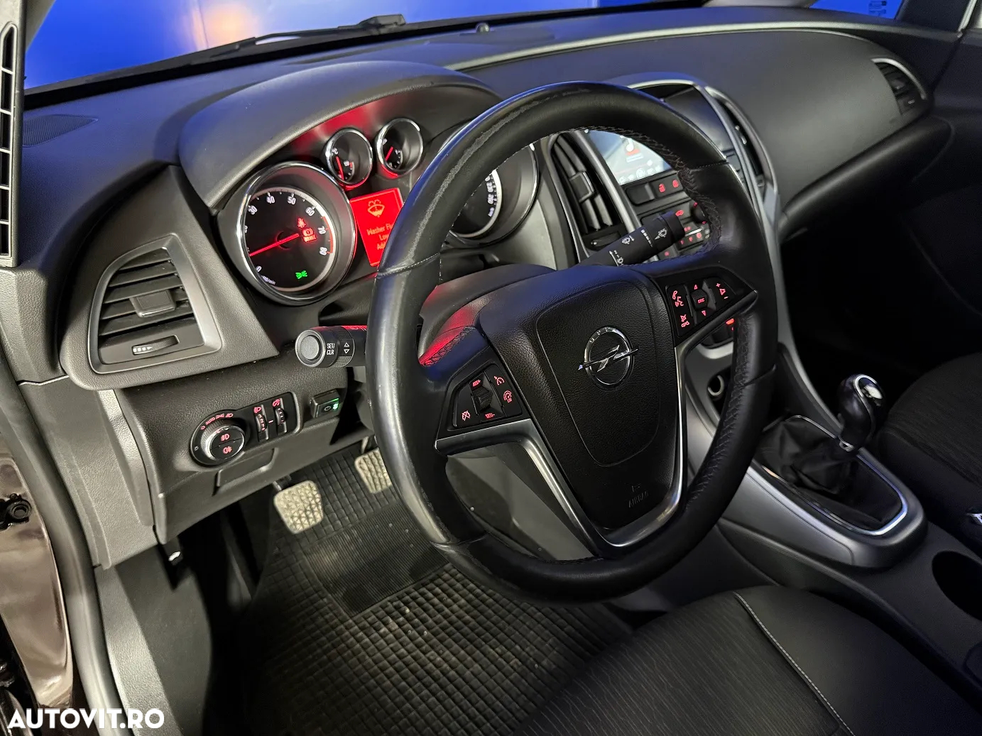 Opel Astra - 10