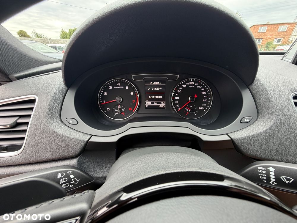 Audi Q3 - 17