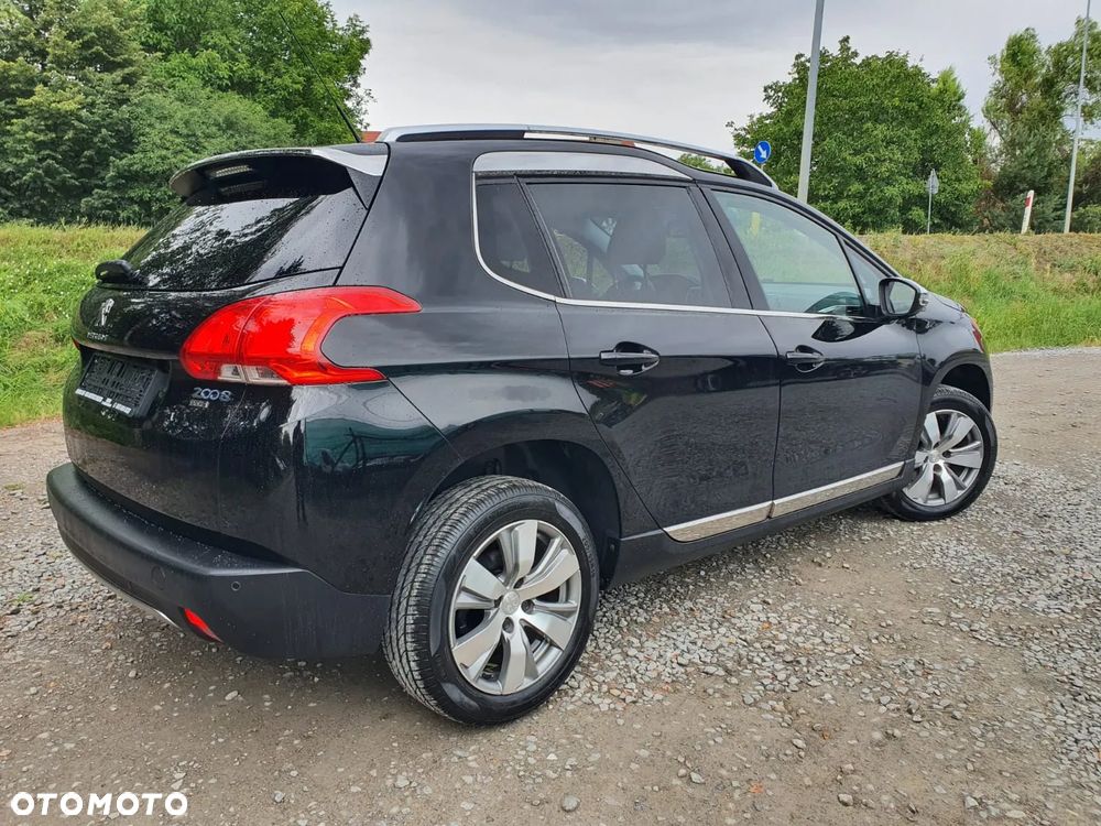 Peugeot 2008 PureTech 110 Stop&Start Allure - 12