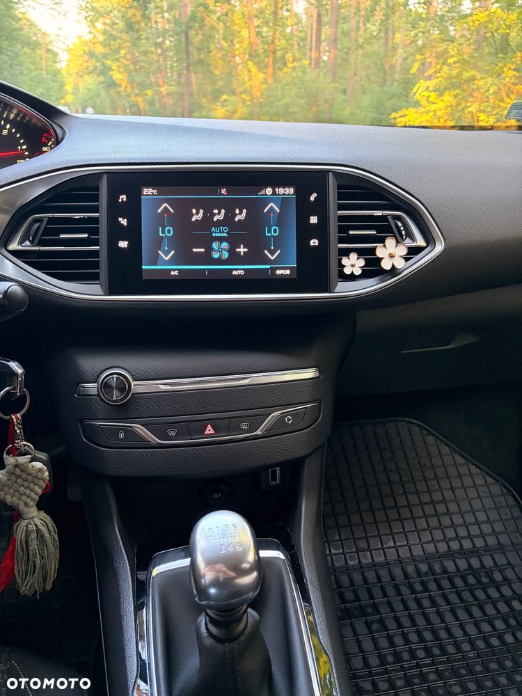 Peugeot 308 BlueHDi 130 Stop & Start Active - 14