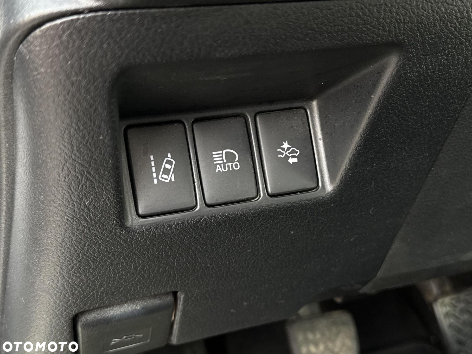 Toyota Yaris - 18