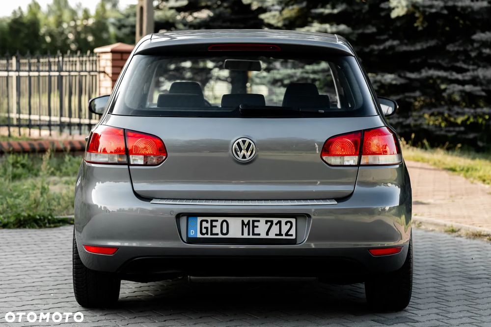 Volkswagen Golf 1.6 Highline - 9