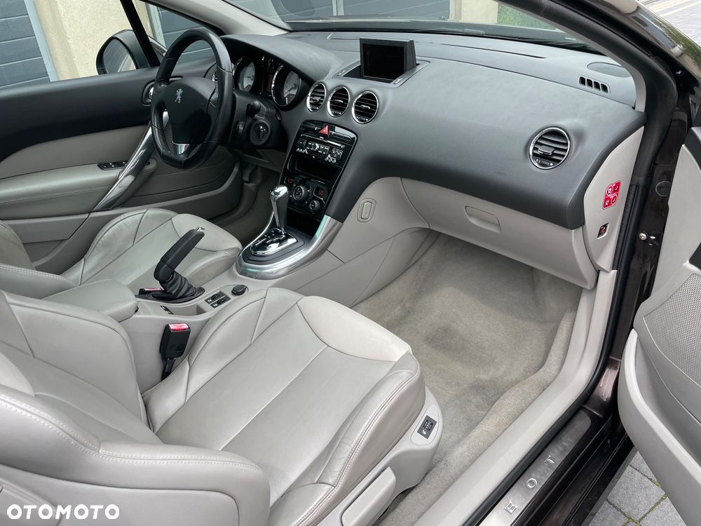 Peugeot 308 CC - 8