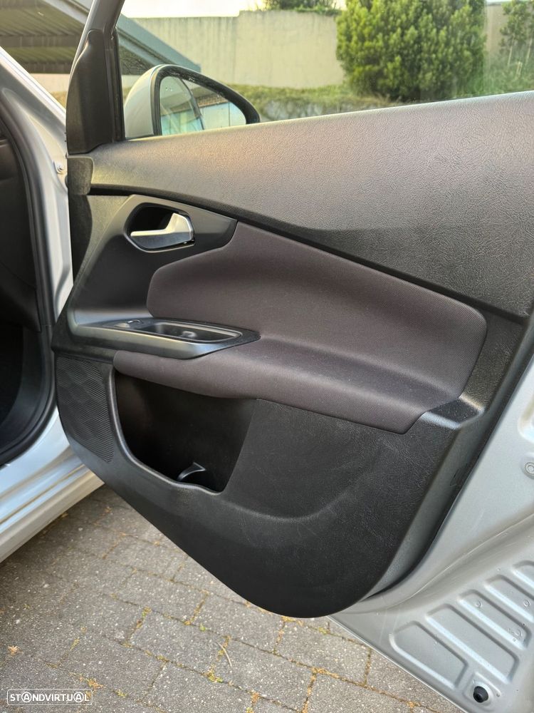 Fiat Tipo 1.3 M-Jet Easy - 24