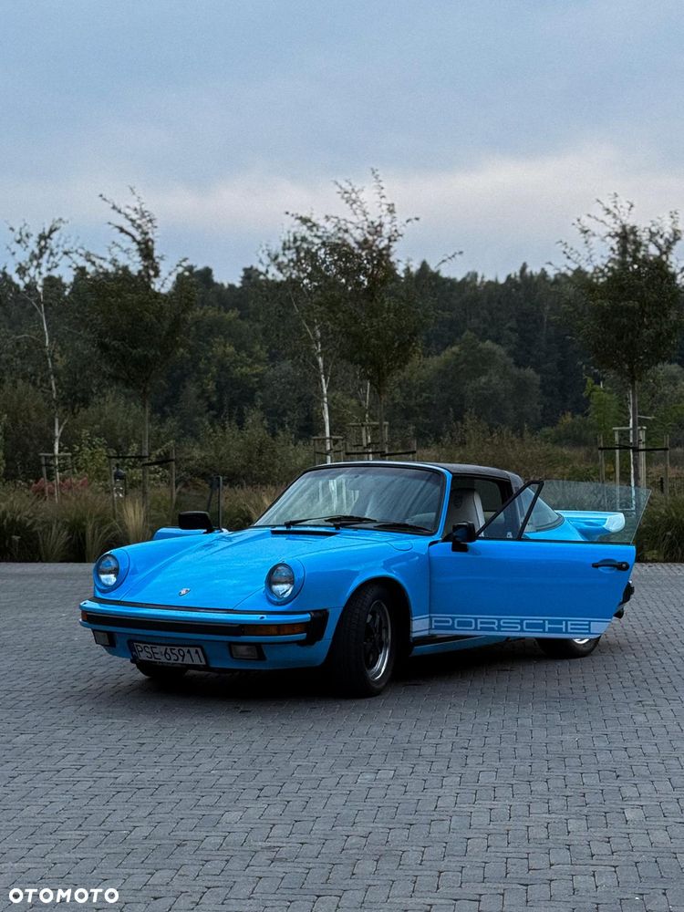 Porsche 911 - 17