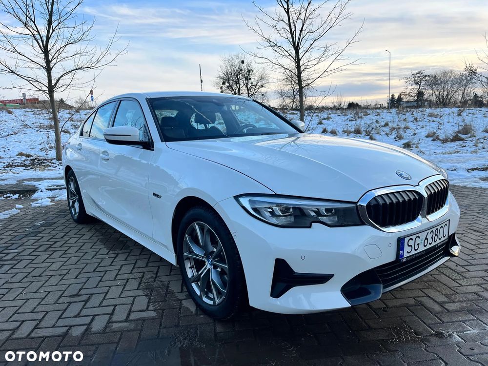 BMW Seria 3 320e - 5