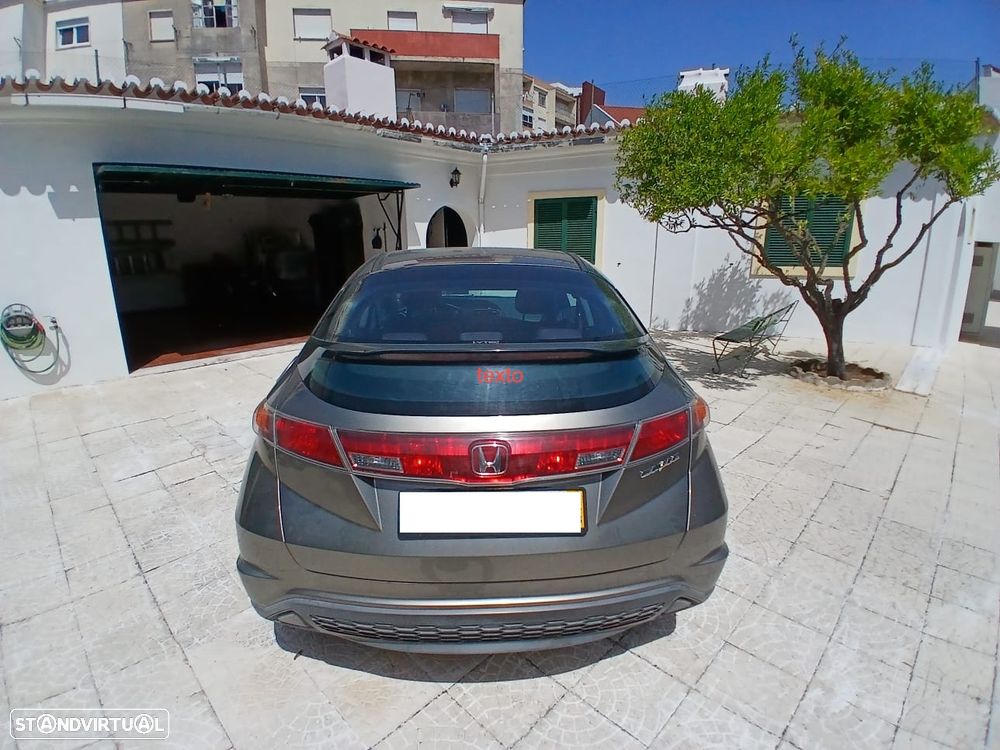 Honda Civic - 4