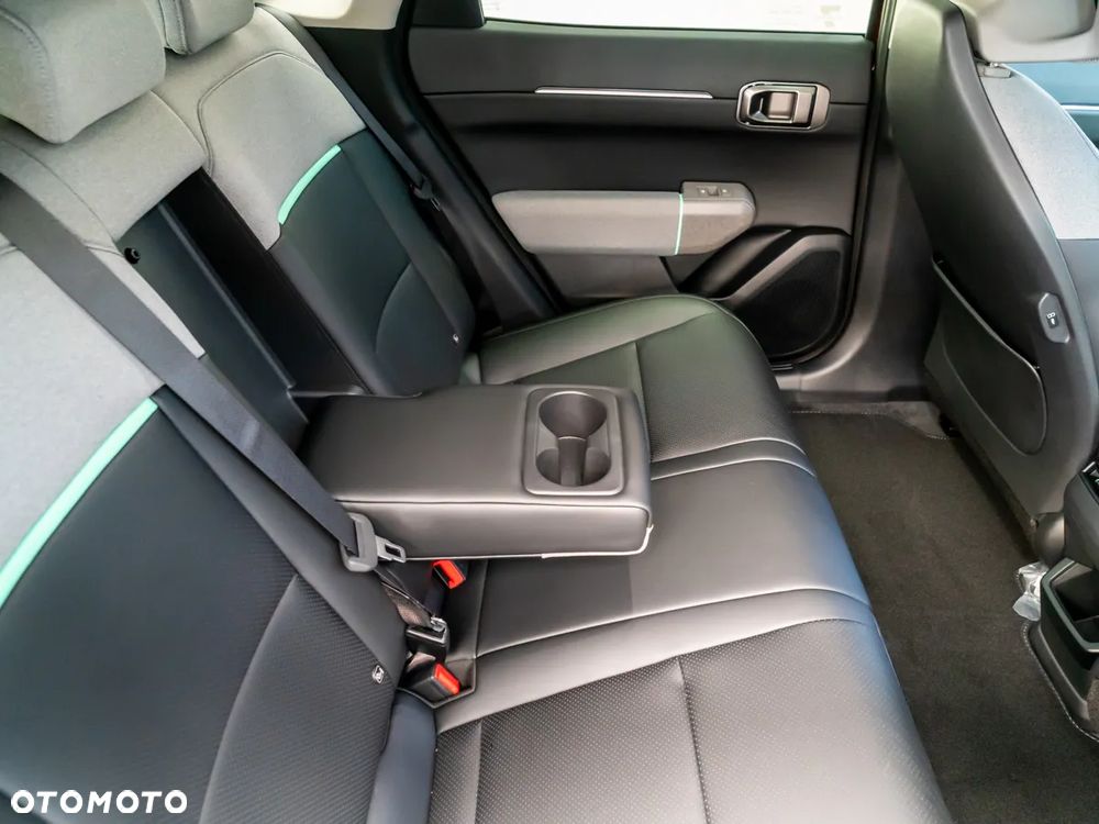 Kia EV4 - 18