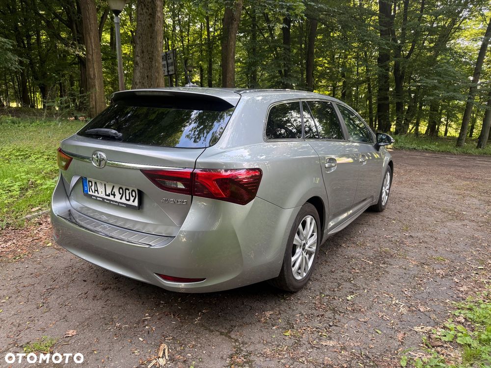 Toyota Avensis Touring Sports 1.8 Edition S+ - 3