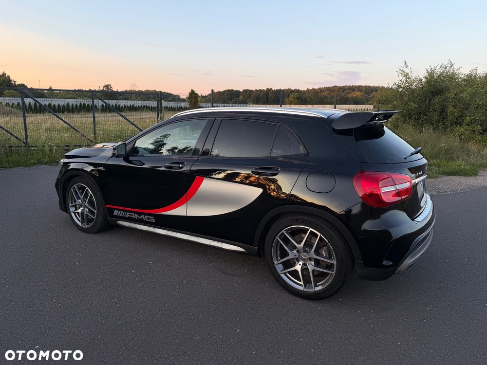 Mercedes-Benz GLA 45 AMG 4-Matic - 4