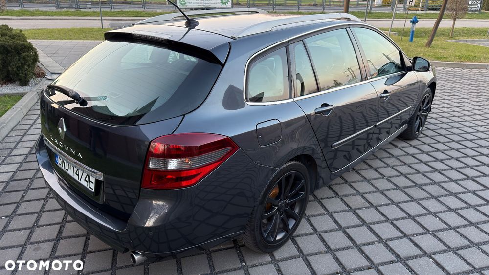 Renault Laguna 2.0 dCi Tech Run - 32