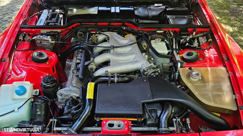 Porsche 944 Turbo S - 9