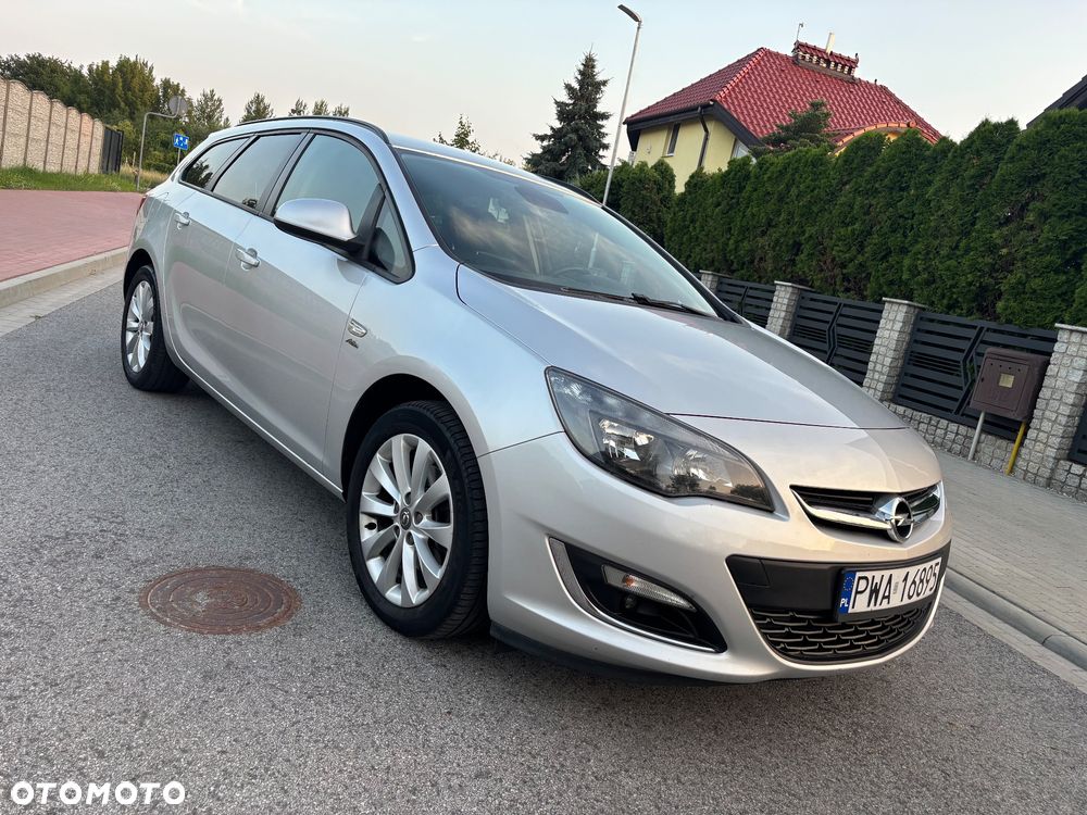 Opel Astra 2.0 CDTI DPF ecoFLEX SportsTourer Start/Stop Active - 2
