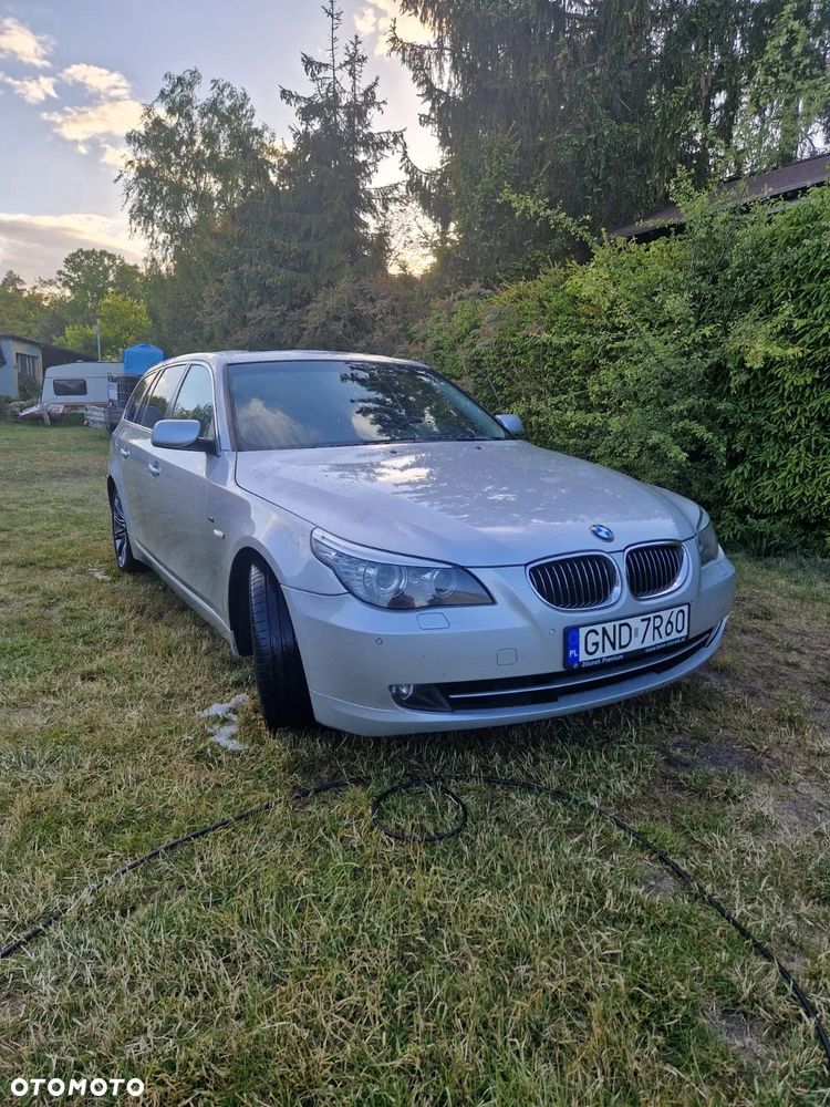 BMW Seria 5 530d Touring - 4