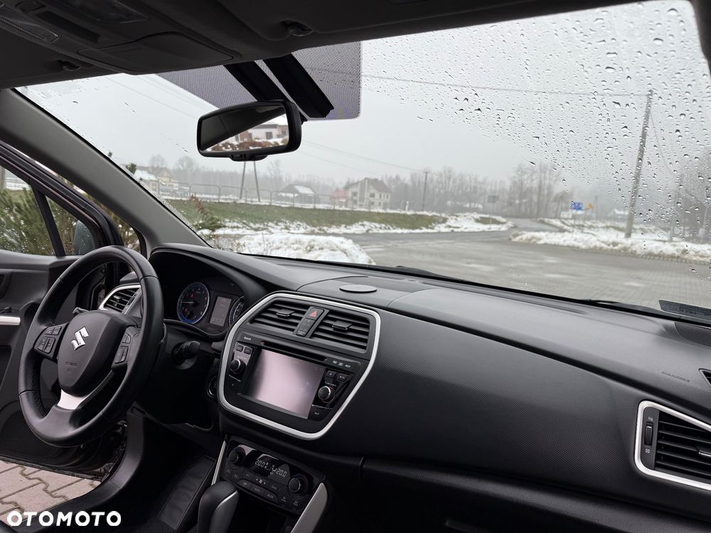 Suzuki SX4 1.6 Premium - 12