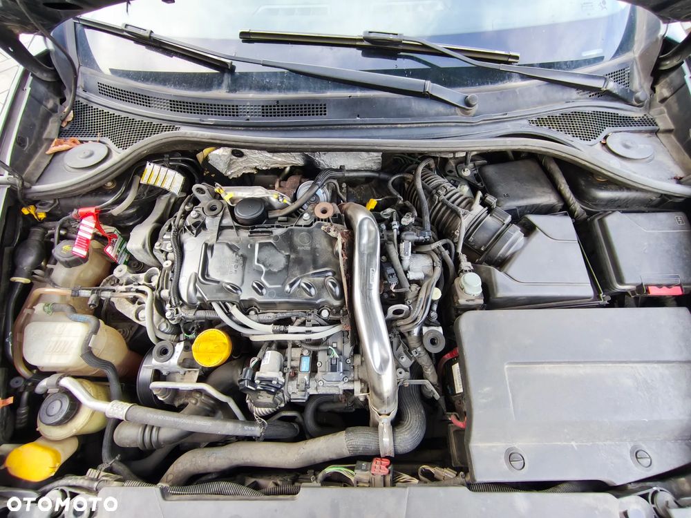 Renault Laguna 2.0 dCi GT - 13