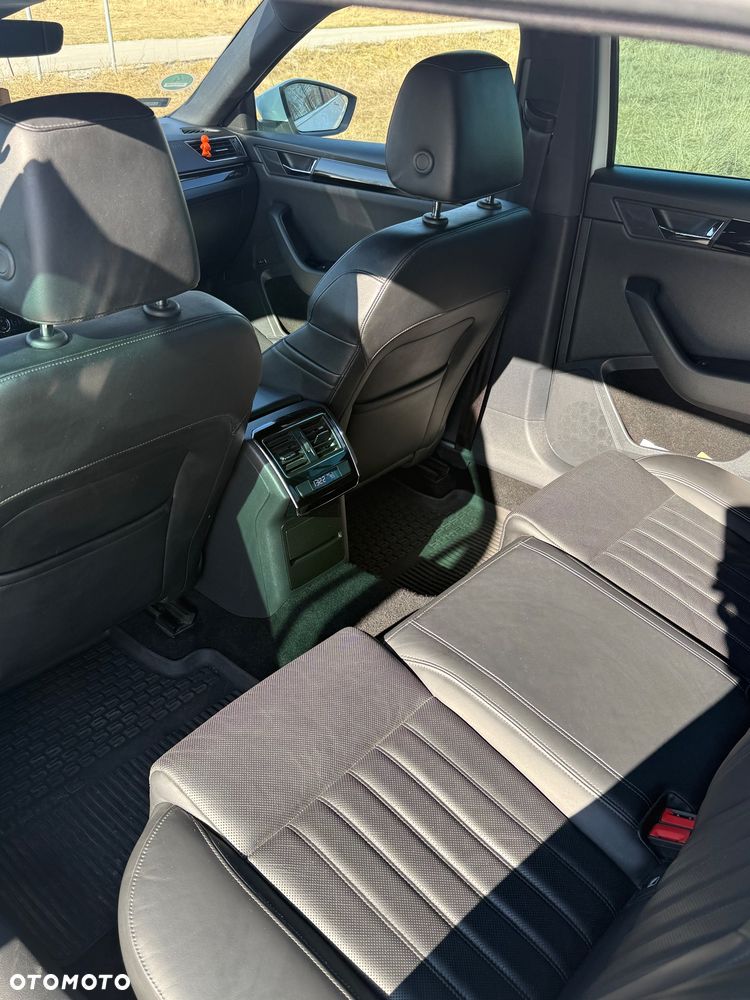 Skoda Superb 2.0 TDI L&K DSG - 12