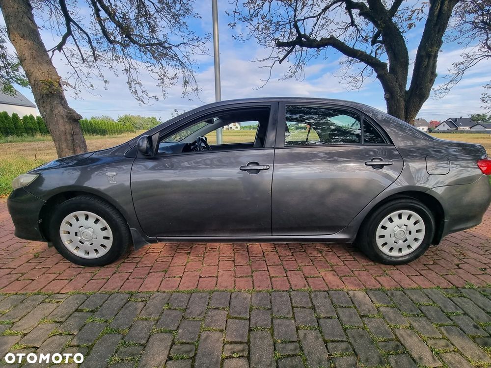 Toyota Corolla 1.6 VVT-i Terra Start - 22