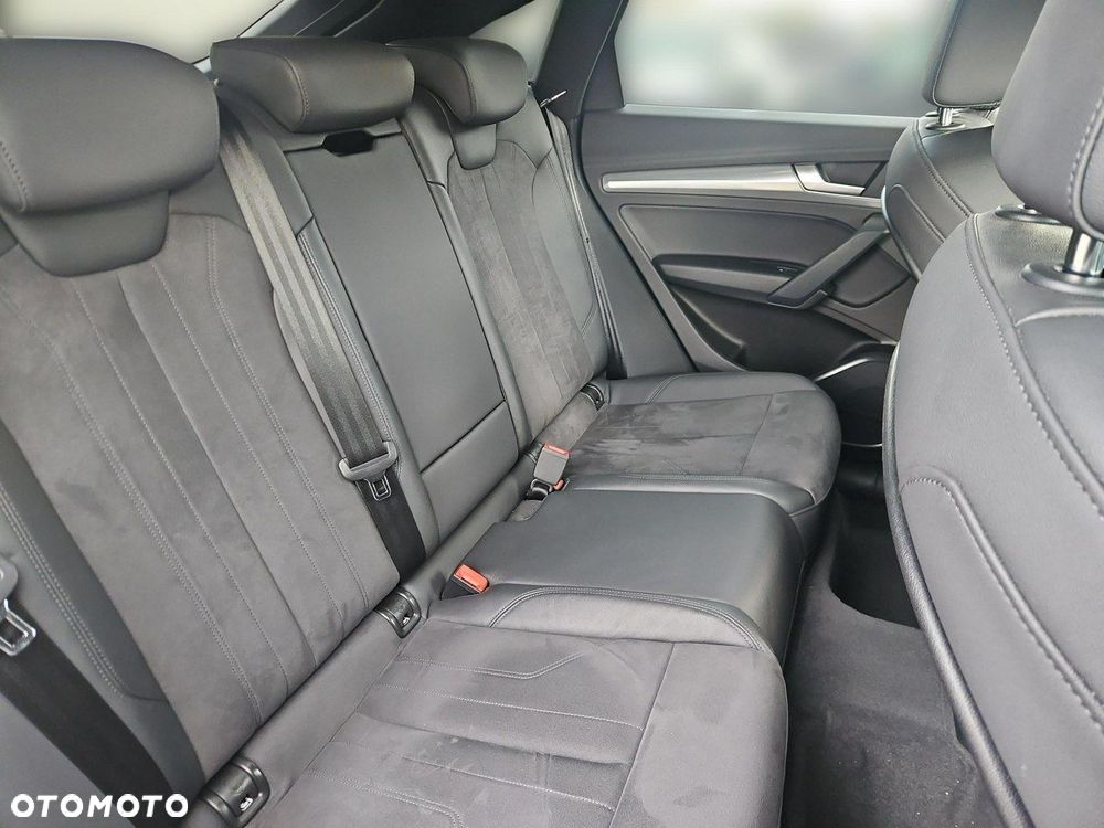 Audi Q5 Sportback - 24