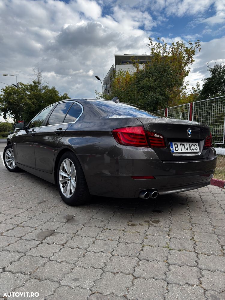 BMW 5 Series 2012 photo 4
