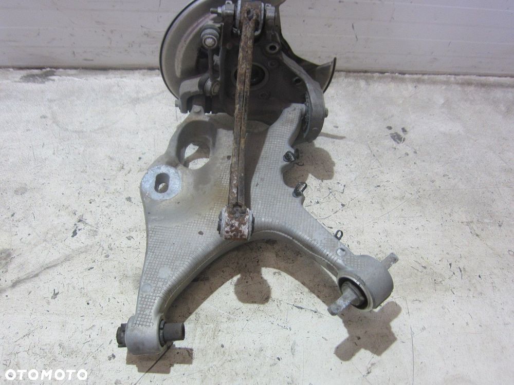 VOLVO XC90 II XC 90 2.0 T6 LEWA TYLNA ZWROTNICA WAHACZE LEWY TYŁ 31658533 - 6
