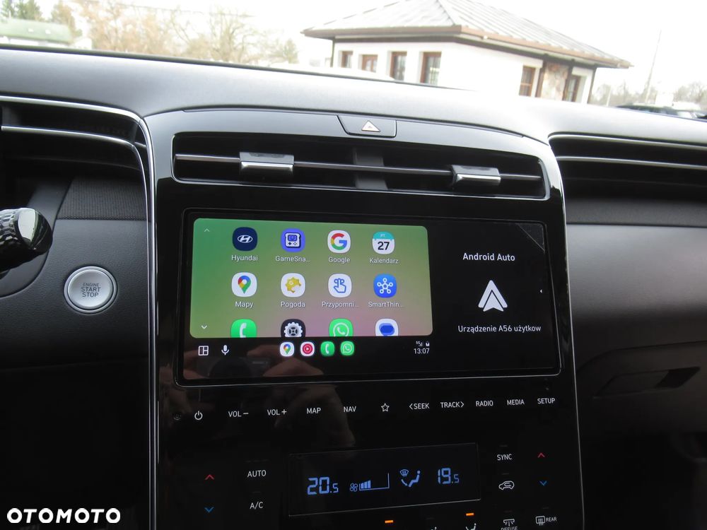 Hyundai Tucson 1.6 T-GDi HEV Executive 2WD - 33